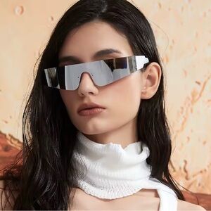 Futuristic Shield Sunglasses Silver Mirrored UV400 Y2K Oversized Unisex